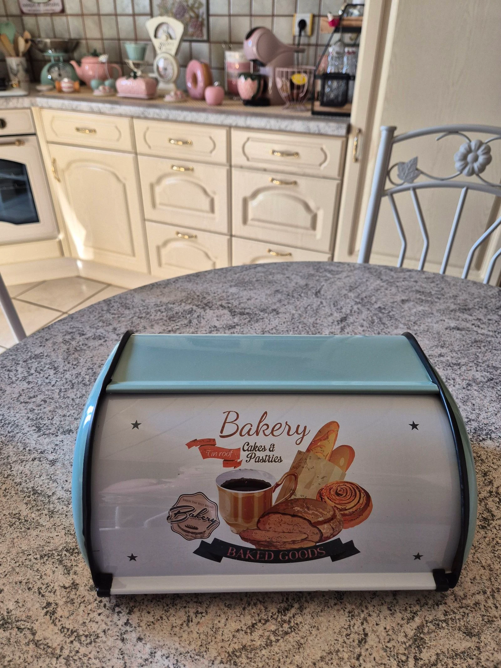 Retro metal bread and pastry box – photo 3